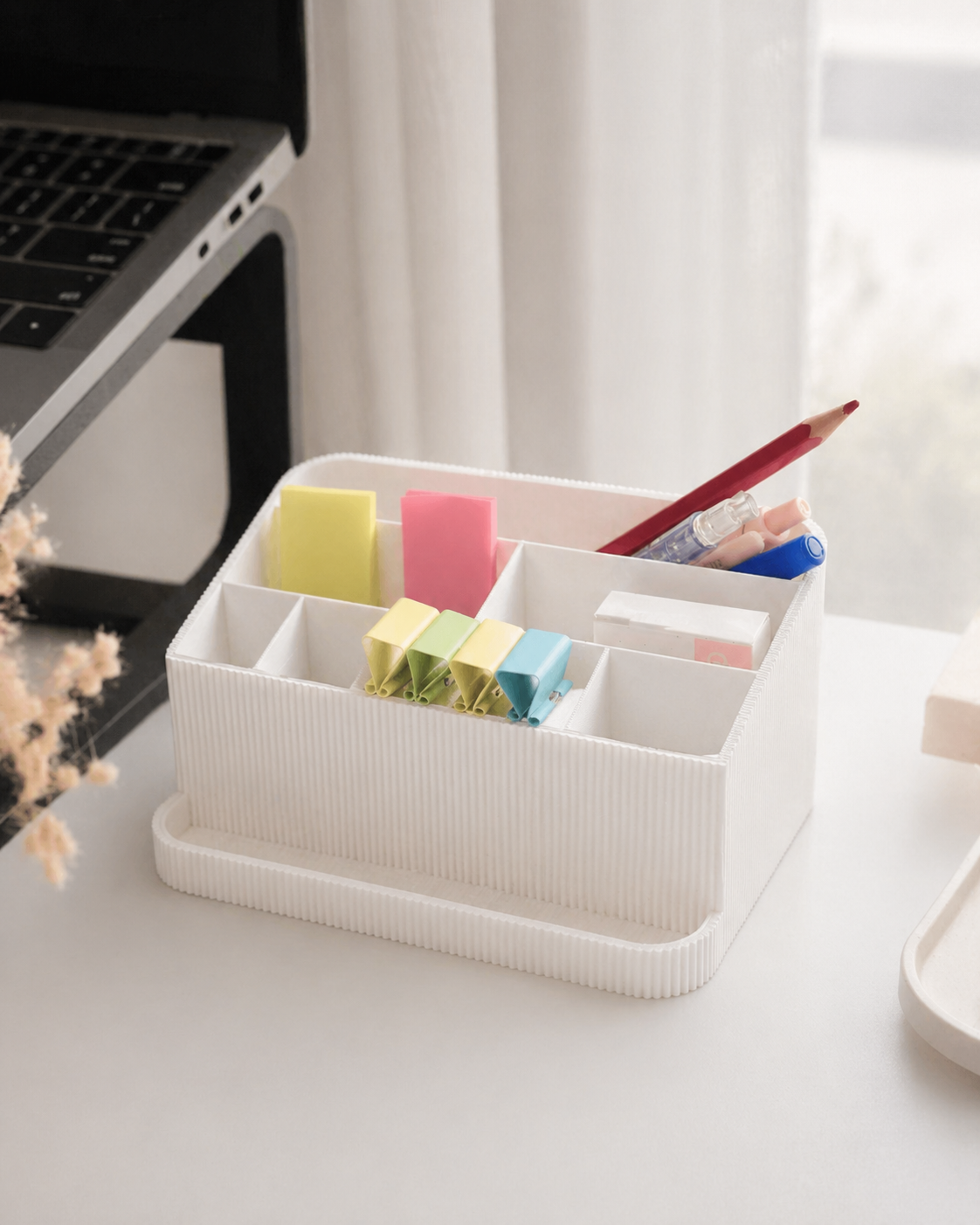 Organizator de birou cu compartimente și tăviță frontală – suport pentru accesorii office